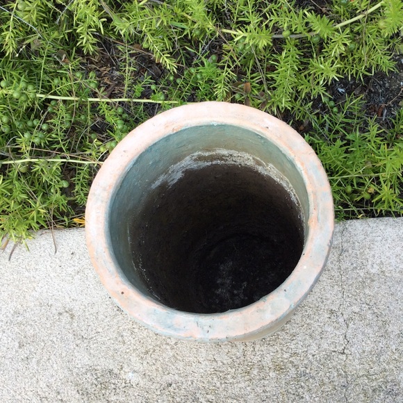 Planter Pot - Picture 5 of 8